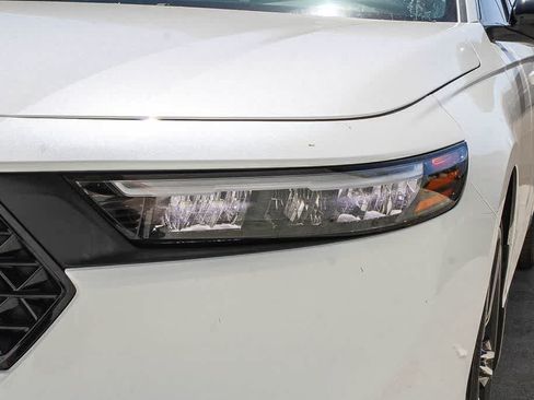 Used 2024 Honda Accord Sport image 10
