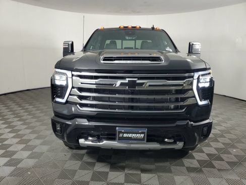 New 2026 Chevrolet Silverado 3500 High Country w/ Technology Package AWD/4WD image 9