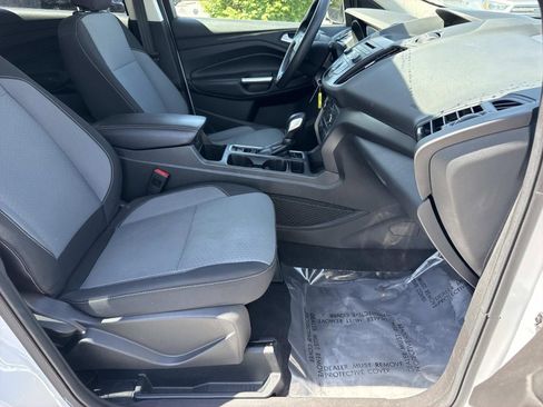 Used 2018 Ford Escape SE AWD/4WD image 25
