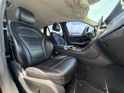 Used 2016 Mercedes-Benz GLC 300 image 23