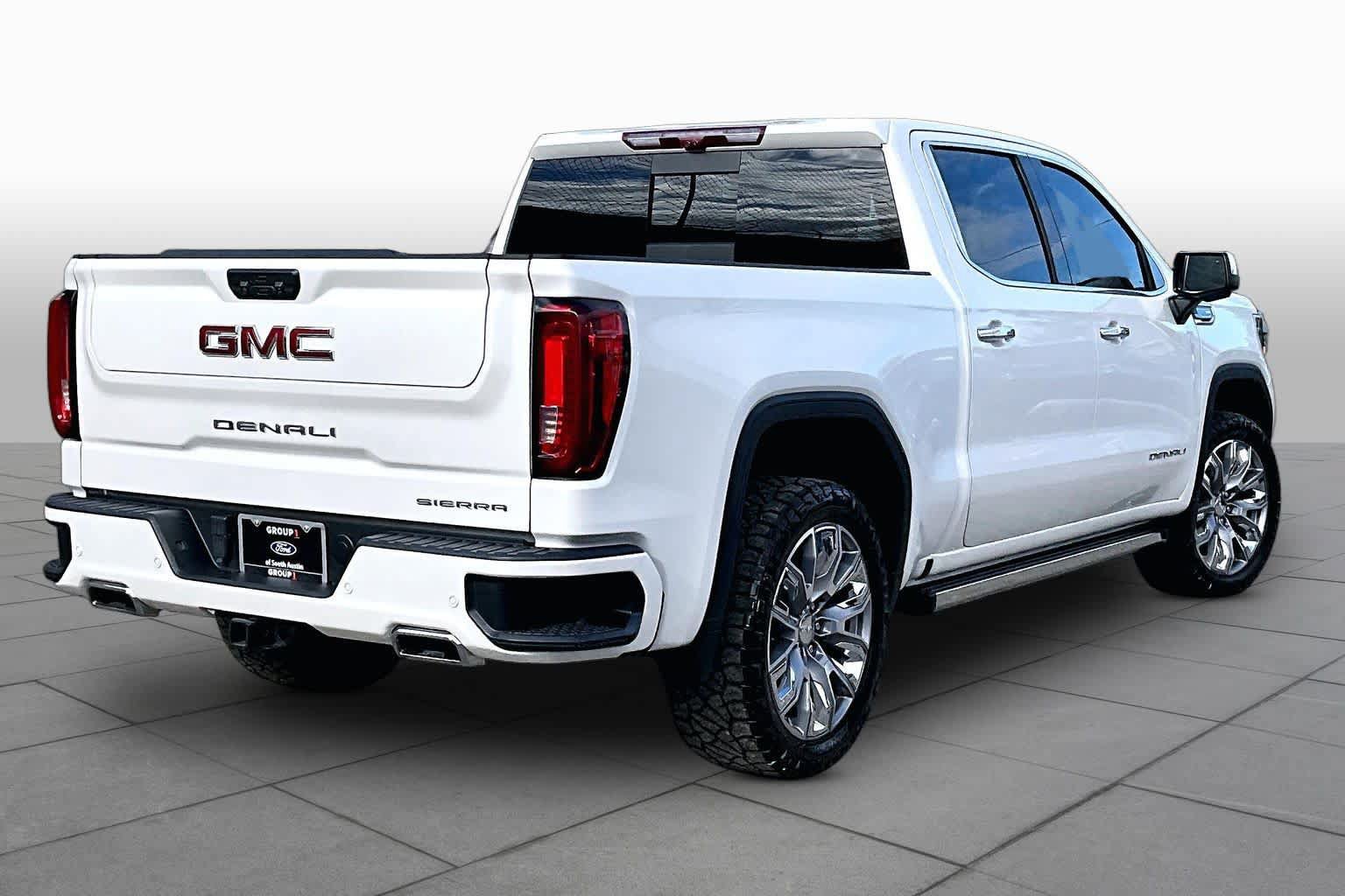Used 2022 GMC Sierra 1500 Denali w/ Denali Reserve Package RWD image 15
