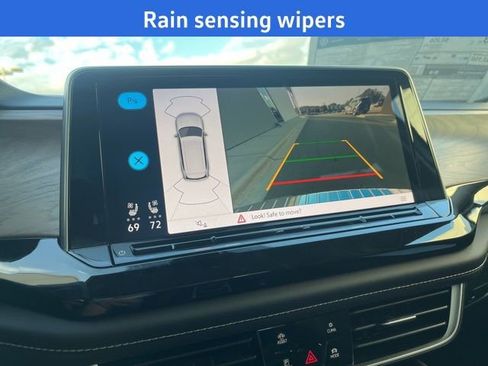 New 2026 Volkswagen Atlas SE FWD image 16