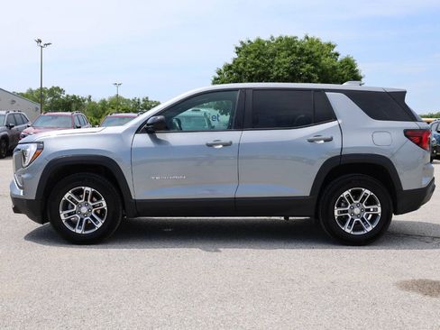 Used 2025 GMC Terrain Elevation AWD/4WD image 8