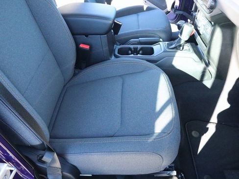 New 2026 Jeep Gladiator Sport image 12