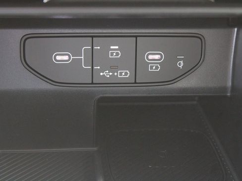 Certified 2025 Kia Sorento EX w/ EX Panoramic Sunroof Package image 43