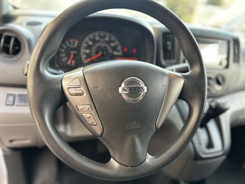 Used 2019 Nissan NV200 S image 14