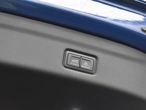 New 2027 Audi SQ6 e-tron Premium Plus AWD/4WD image 17