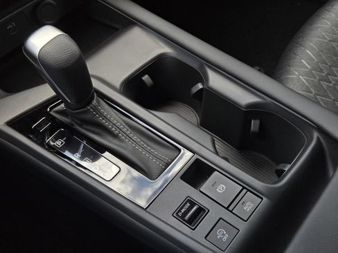 New 2027 Nissan Sentra SV w/ Floor Mat Package FWD image 21