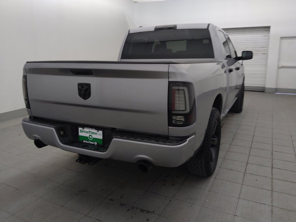Used 2019 RAM 1500 Express w/ Express Value Package RWD image 9