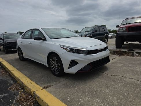 Used 2022 Kia Forte GT-Line FWD image 3