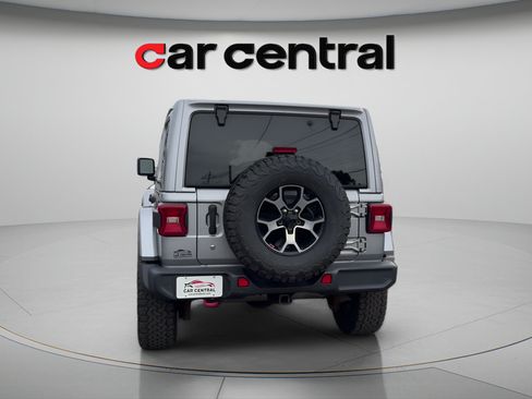 Used 2018 Jeep Wrangler Unlimited Rubicon AWD/4WD image 4