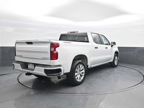 Used 2022 Chevrolet Silverado 1500 Custom AWD/4WD image 7