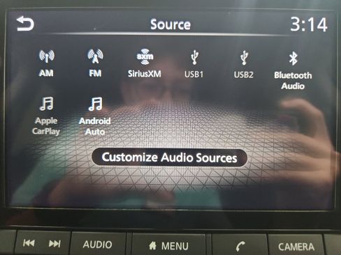 Used 2024 Nissan Pathfinder SV image 17