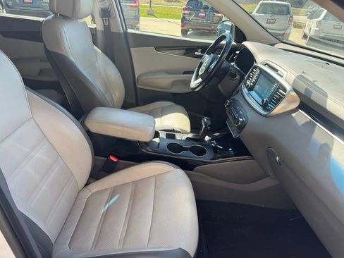 Used 2016 Kia Sorento SX AWD/4WD image 13