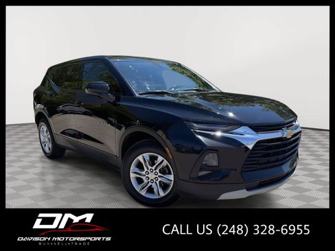 Used 2020 Chevrolet Blazer LT w/ LPO, Floor Liner Package FWD image 1