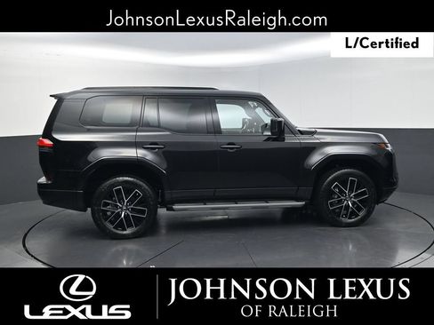 Used 2024 Lexus GX 550 w/ Accessory Package (Z1) AWD/4WD image 6