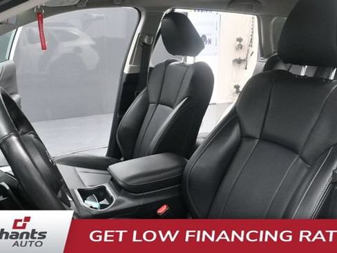 Used 2023 Subaru Outback Limited AWD/4WD image 25