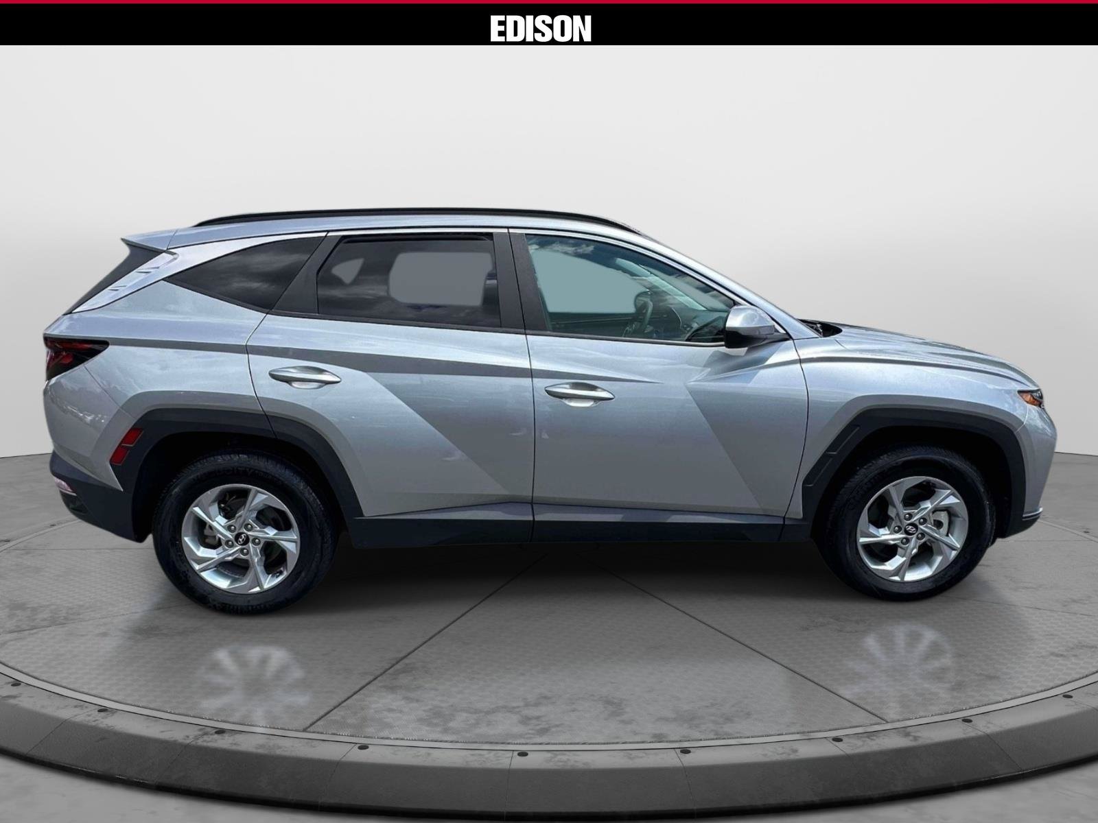 Used 2024 Hyundai Tucson SEL AWD/4WD image 3