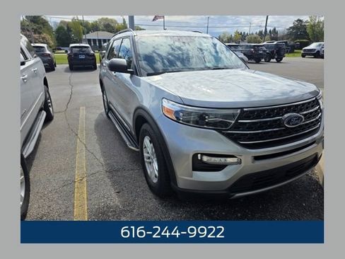 Used 2023 Ford Explorer XLT w/ Equipment Group 202A AWD/4WD image 1