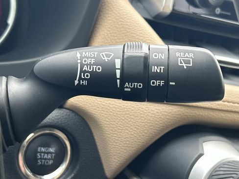 Used 2021 Toyota RAV4 Limited w/ Limited Grade Weather Package FWD image 34