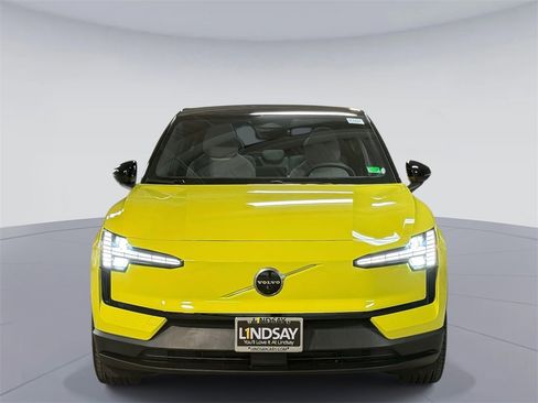 Used 2025 Volvo EX30 Ultra image 8
