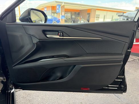 Used 2025 Toyota Camry SE w/ Multimedia Upgrade Package image 31