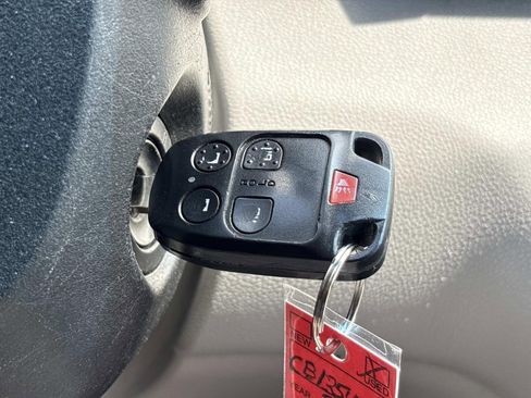 Used 2012 Honda Odyssey EX image 28