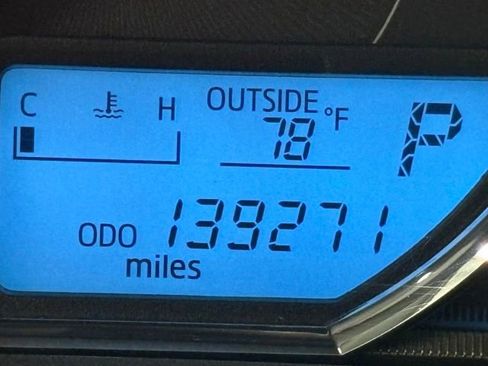 Used 2015 Toyota RAV4 Limited w/ Technology Package FWD image 21