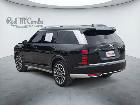 Certified 2026 Hyundai Palisade Calligraphy FWD image 3