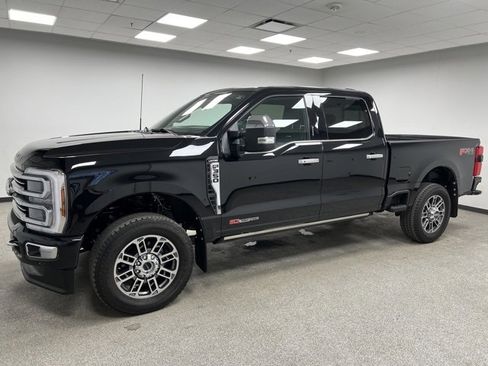 Used 2024 Ford F350 Limited w/ FX4 Off-Road Package image 6