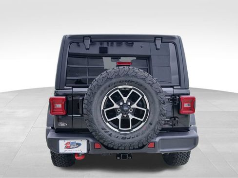 New 2026 Jeep Wrangler Unlimited Rubicon AWD/4WD image 4