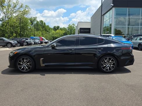 Used 2022 Kia Stinger GT-Line w/ Sun & Sound Package RWD image 2