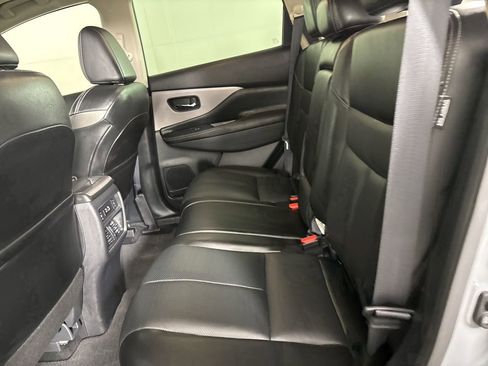 Used 2024 Nissan Murano SL image 23