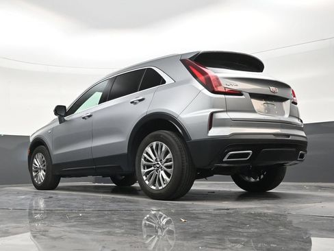 Used 2025 Cadillac XT4 Premium Luxury FWD image 21