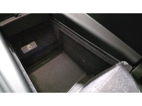 Used 2023 BMW X7 xDrive40i w/ Premium Package image 22