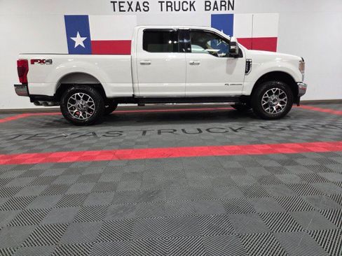 Used 2021 Ford F250 Lariat w/ Lariat Ultimate Package AWD/4WD image 14