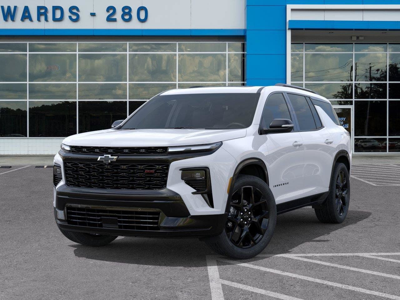 New 2026 Chevrolet Traverse RS w/ LPO, Floor Liner Package FWD image 6