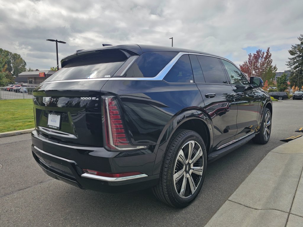 New 2026 Cadillac Escalade IQ Luxury 1 w/ LPO, Floor Liner Package AWD/4WD image 7