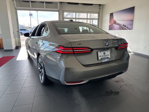 New 2026 BMW 530i xDrive image 6