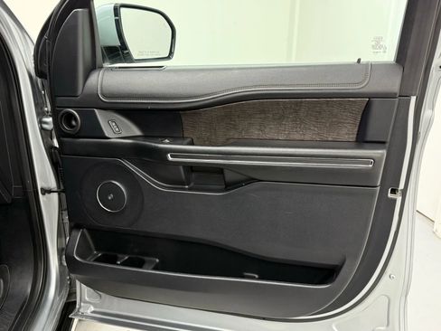 Used 2020 Ford Expedition Max Limited w/ Equipment Group 301A image 20