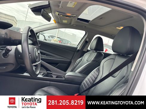 Used 2024 Hyundai Elantra Limited image 15