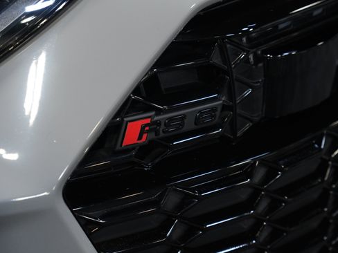 Used 2021 Audi RS 6 image 13