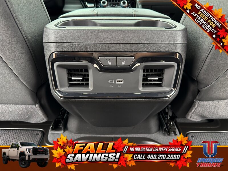Used 2024 GMC Sierra 1500 AT4 w/ Technology Package AWD/4WD image 32