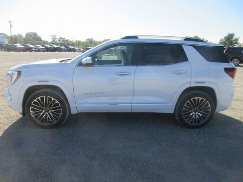 New 2026 GMC Terrain Denali image 8