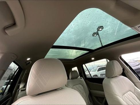 New 2025 Volkswagen Atlas SEL Premium R-Line image 26