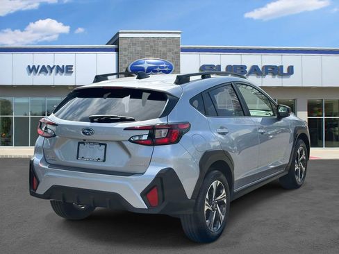 Certified 2025 Subaru Crosstrek 2.0i Premium image 4