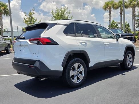 Used 2023 Toyota RAV4 XLE FWD image 6
