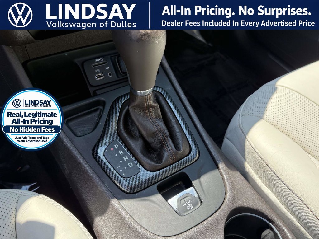 Used 2017 Jeep Cherokee Overland w/ Technology Group FWD image 19