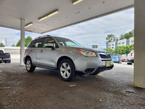 Used 2016 Subaru Forester 2.5i Premium w/ Popular Package #1 AWD/4WD image 7