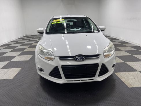 Used 2014 Ford Focus SE w/ SE Sport Package image 7